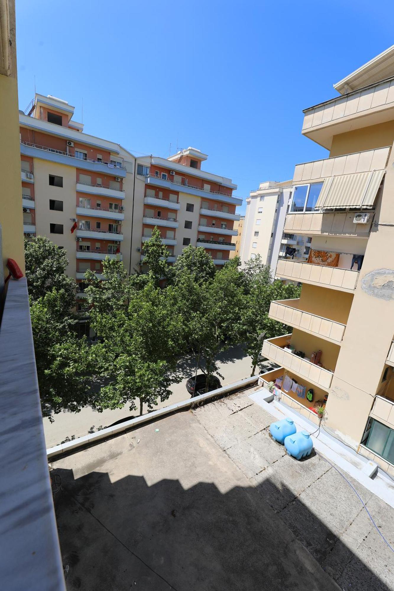 Sunny Side Apartments Vlore Exterior photo
