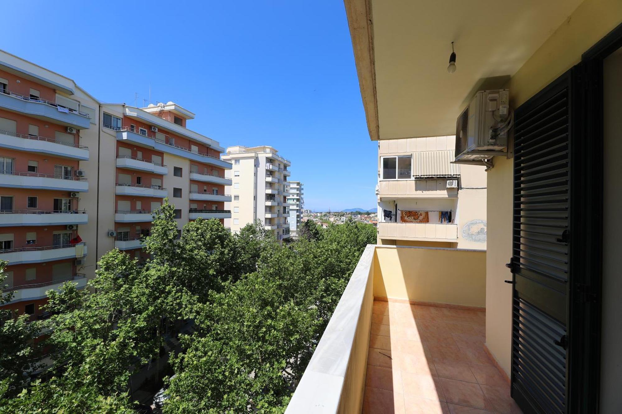 Sunny Side Apartments Vlore Exterior photo